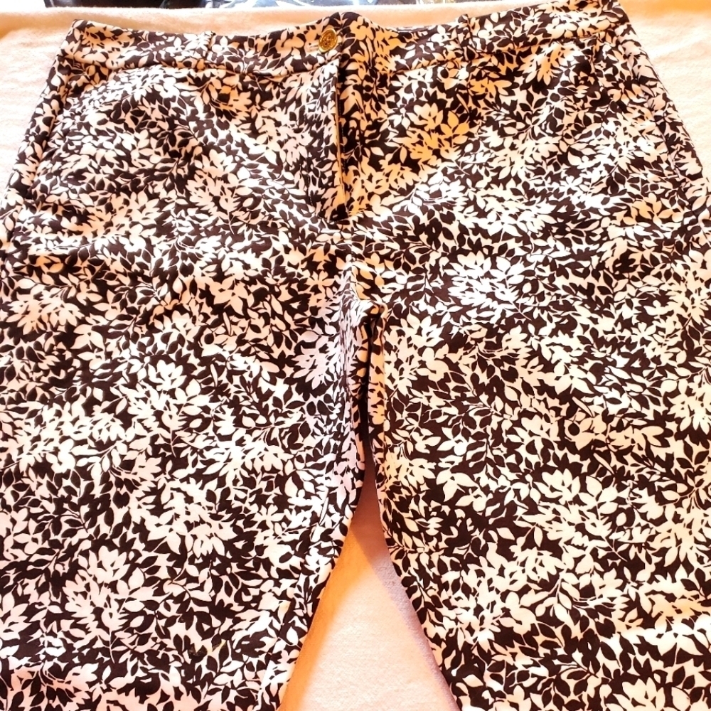 MK Michael Kors Black &‎ White Designed Front Zip Sz. 34 Pants with Pockets